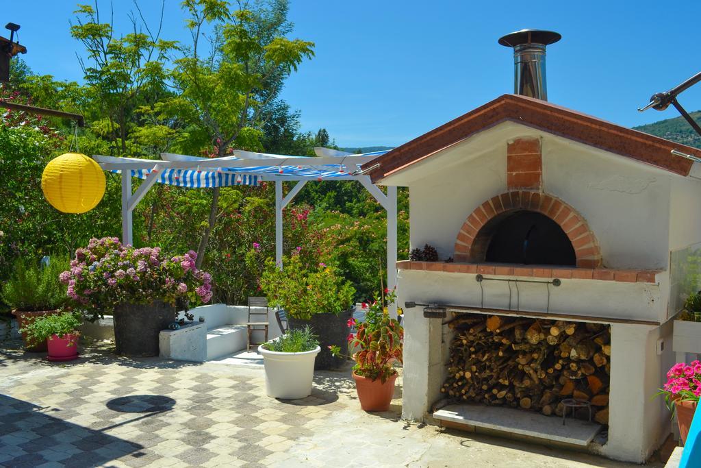本温怒提内尔南基酒店 Sessa Cilento 外观 照片